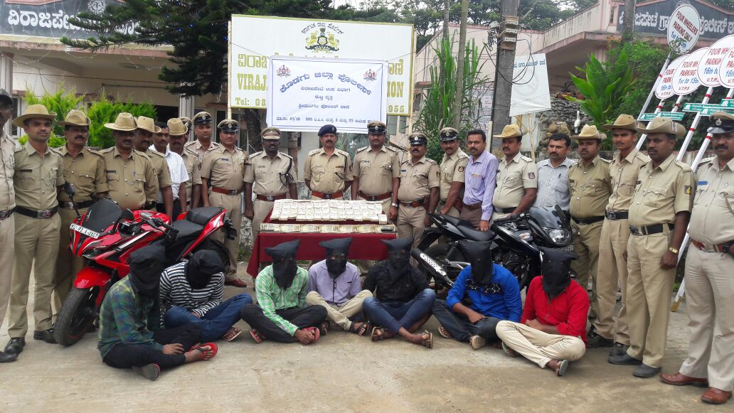 ಅಂತಾರಾಜ್ಯ ಡಕಾಯಿತರ ಬಂಧನ: 29.73ಲಕ್ಷ ರೂ. ವಶ